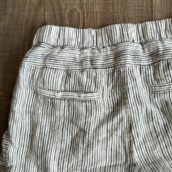 Anthropologie Linen Cropped Pants - Picture 6 of 6